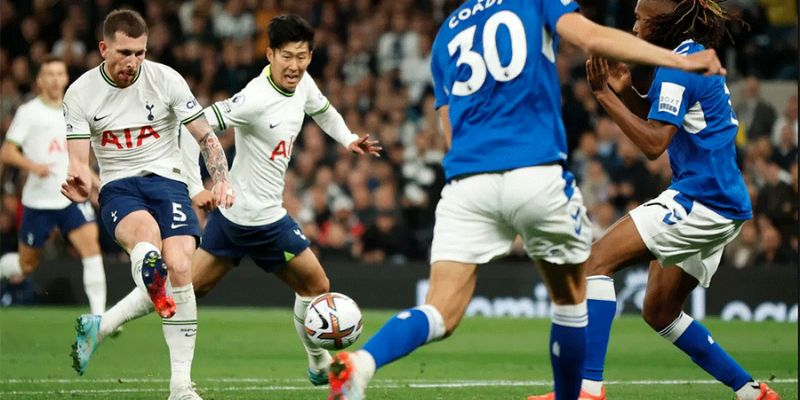 Cộng đồng chuyên săn bàn phút bù giờ tại Jun88