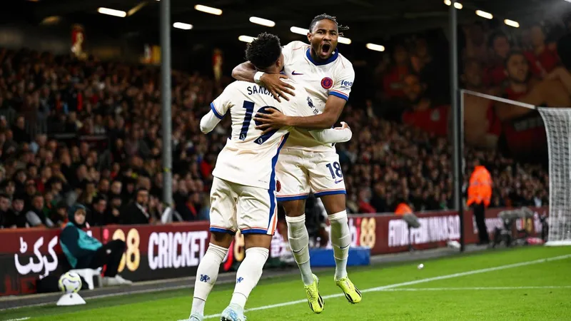 Đội Chelsea đang thi đấu với Bournemouth trên Đội Chelsea đang thi đấu với Bournemouth trên