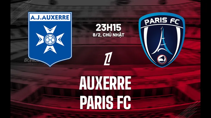 Cầu thủ Auxerre và Paris đối diện trên sân cỏ Cầu thủ Auxerre và Paris đối diện trên sân cỏ